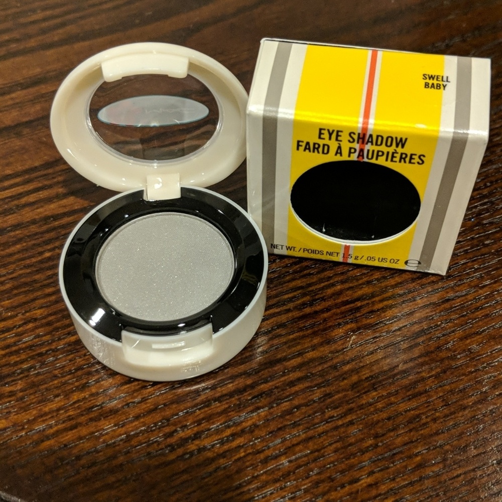 Mac Swell Baby eyeshadow